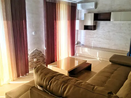101m2 Wohnung in Budva